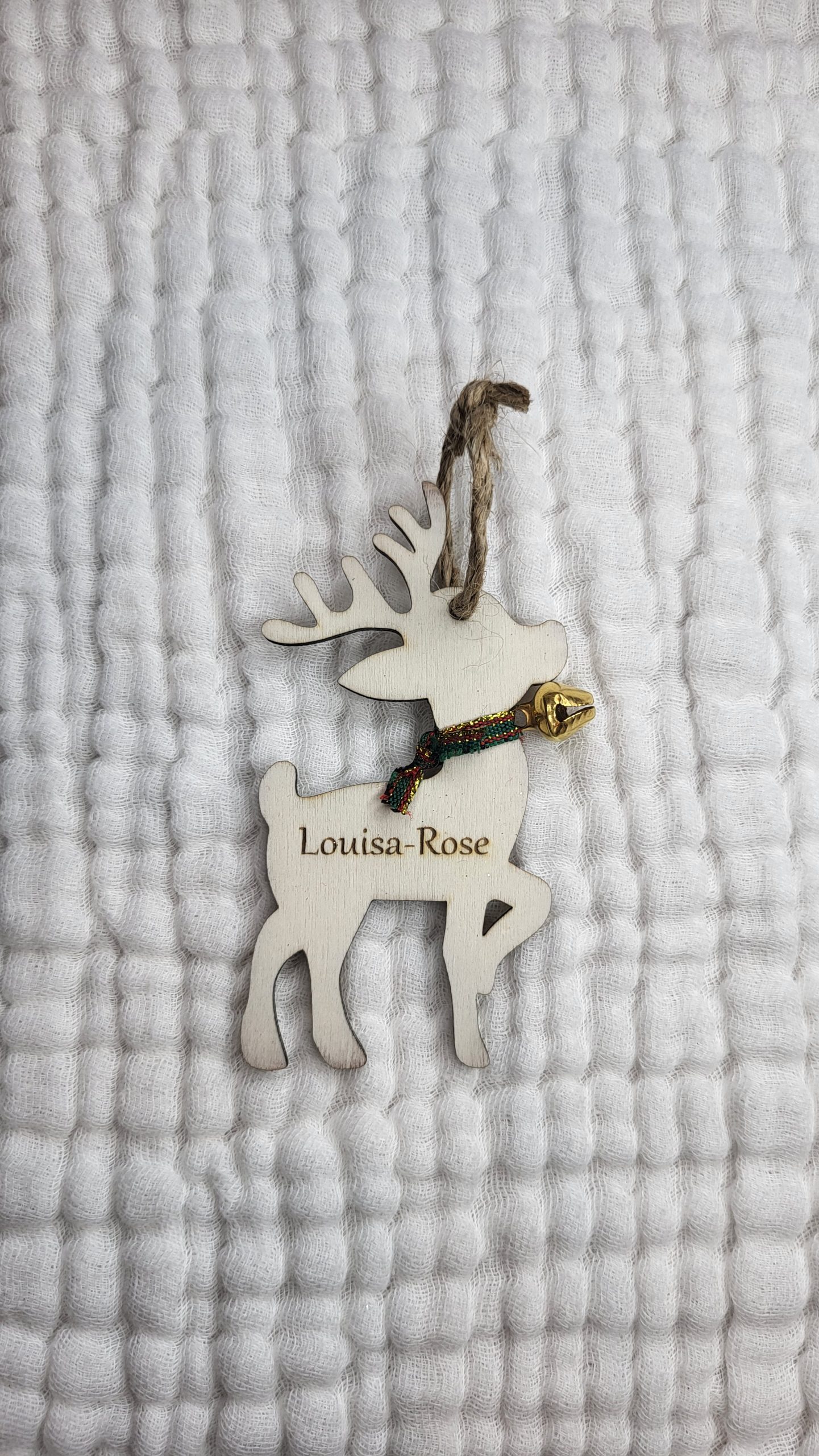 boule-personnalisée-bois-cadeau-bébé