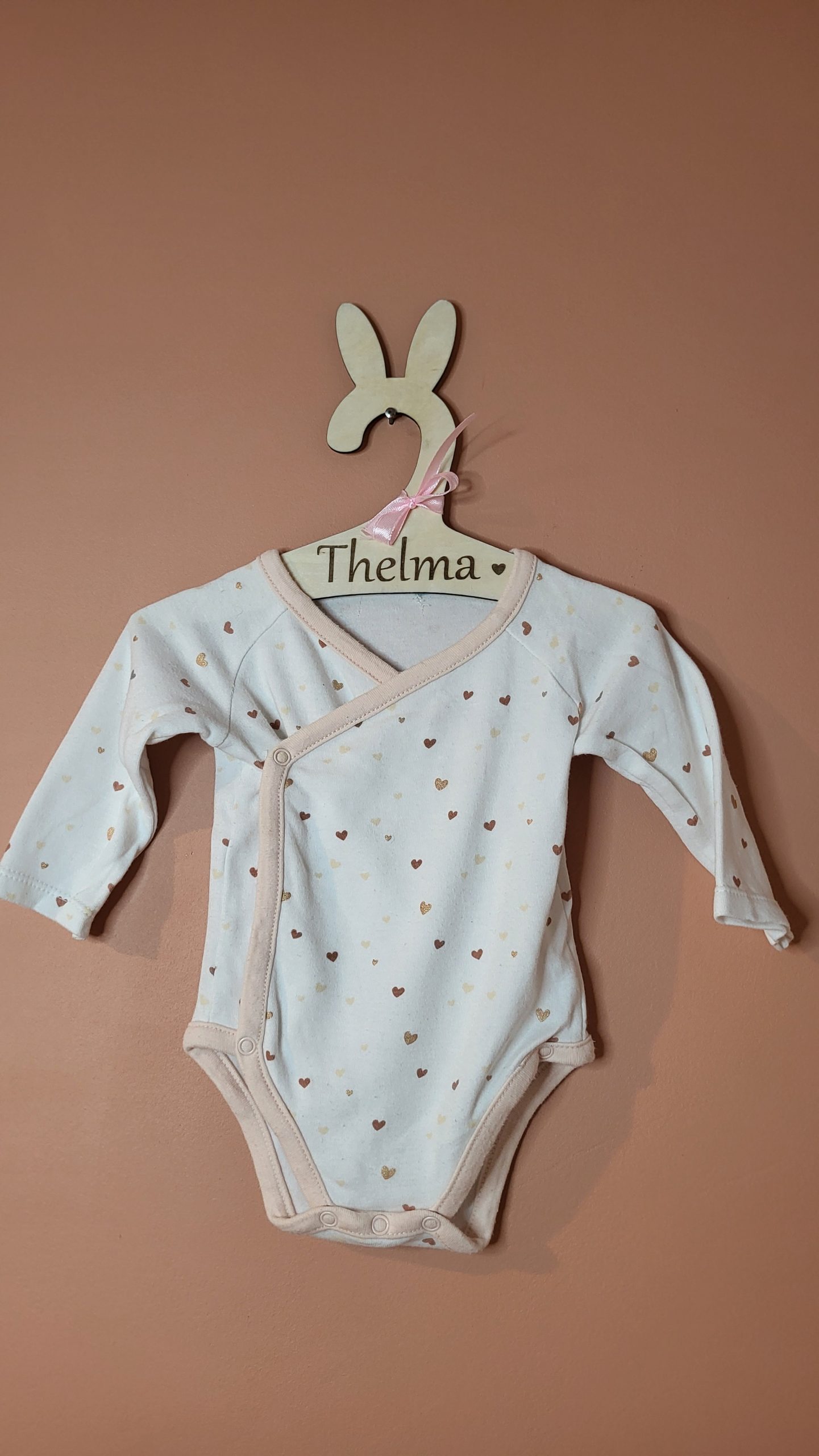 cintre-personnalisé-bois