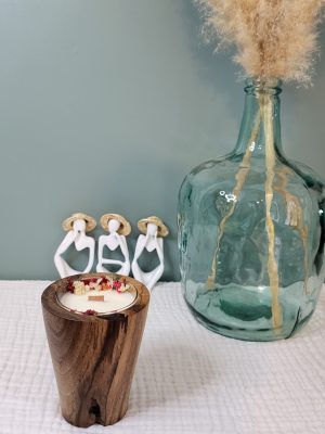 Bougie en cire végétale avec contenant en Noyer